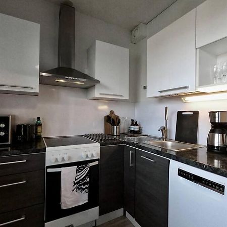 Peaceful City Center Apartment Рованиеми Екстериор снимка